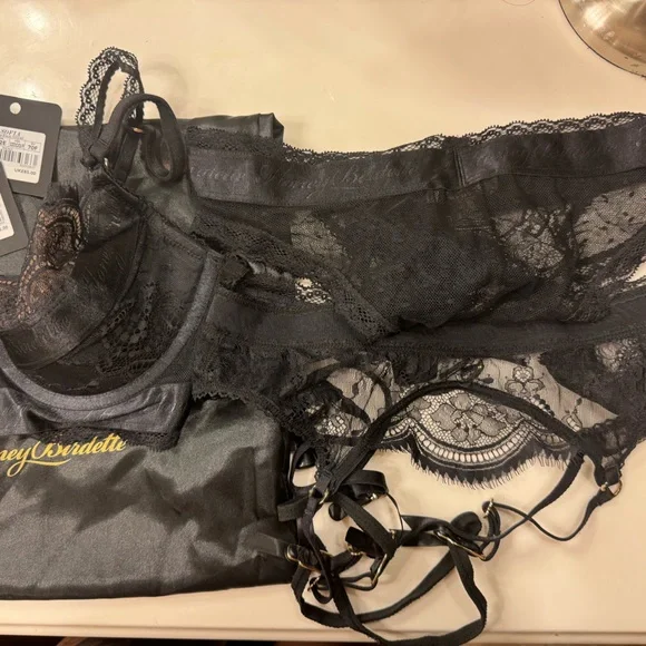 Honeybirdette Sofía set - Picture 7 of 8